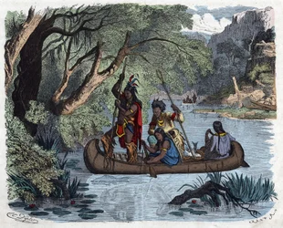 Indianen vissen aan boord van een kano op een rivier in Amerika. In 