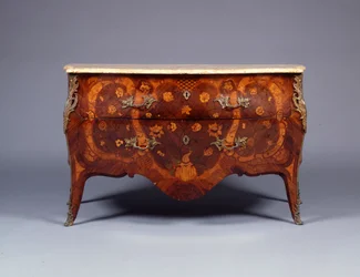 Een van een paar marqueterie en parket commodes, ca. 1765