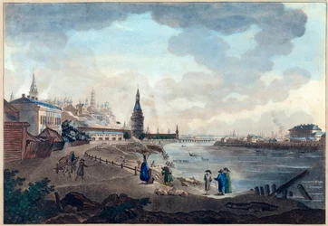 Uitzicht op het Kremlin van Moskou vanaf de stenen brug over de Moskva