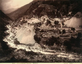 Een stuk van de San Gottardo spoorlijn tussen Giornico en Biasca