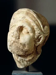 Krijgershoofd door Skopas (340-420 v.Chr.) van de voorkant van de Athena Alea Tempel in Tegea, 4e eeuw v.Chr.