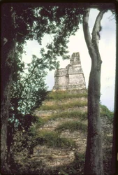 Tempel van de Inscripties, c. 700 n.Chr.