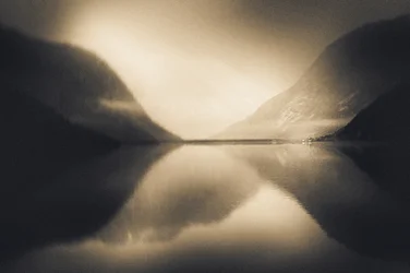 Weerspiegeling in de Misty Fjord