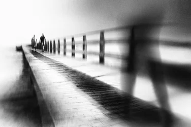 Mysterieuze wandeling over de pier