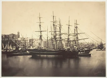 Schepen in de haven van Sète