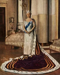 De Koningin-Moeder, 1937, 1951