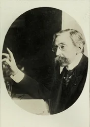 Portrait of Emile Verhaeren (photo)