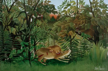 De leeuw, hongerig, valt de antilope aan