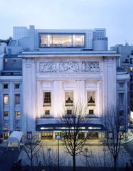Theater van Champs-Elysees (Champs Elysees)