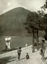 Nantai-Zan en Lake Chuzenji, 1910