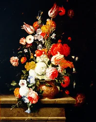 Rozen, Pioenen, Tulpen en Hortensia in een Decoratieve Bronzen Urn