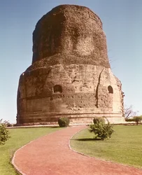 De Dhamekh stupa, ca. 500 AD