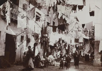 Een karakteristieke straat in Palermo, 1920