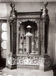 Vitrine, Officina Profumo, Farmaceutica di Santa Maria Novella, Florence, Italië