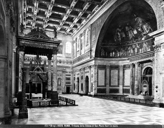 Interieur van de tribune
