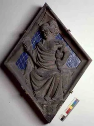Voorzichtigheid, reliëftegel van de Campanile