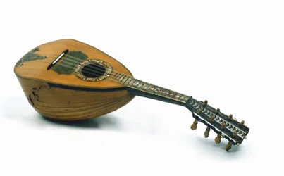 Stilleven van Napolitaanse mandoline uitgevonden door Giuseppe Galiotto