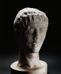 Jeugdige kop van Frederik II Hohenstaufen (Jesi)