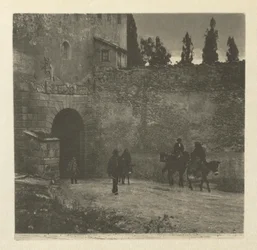 Camera Work: Een poort - Segovia, 1914