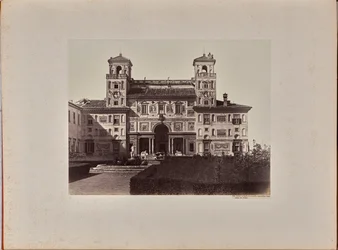 Villa Medici; de gevel met uitzicht op de tuin, nu de Académie de France