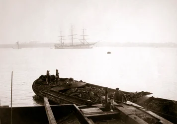 Schuit geladen met vracht, Rotterdam, 1898