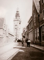 Straatscène, Monnickendam, Nederland, 1898