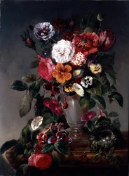 Stilleven van Diverse Bloemen in een Urn