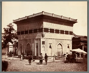 "Fontein van Tophanna" [Istanbul. Fontein in Tophane]