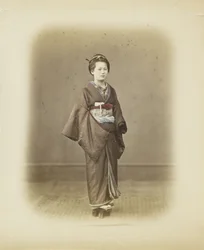 Japanse vrouw in traditionele kleding