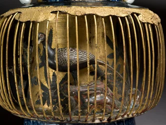 Vogelkooi vaas, ca. 1720 (gemengde media) (detail)