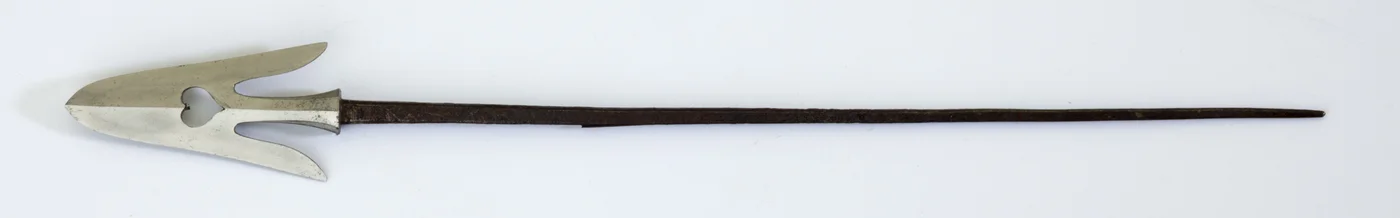 Yanone (pijlpunt) van Watakuri (
