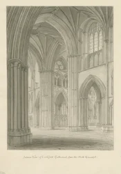 Interieur van Lichfield Kathedraal - Kruising vanuit het Noord Transept