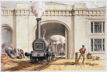 Ingang van het locomotiefhuis, Camden Town, Londen