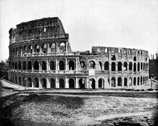 Exterieur van het Colosseum, Rome