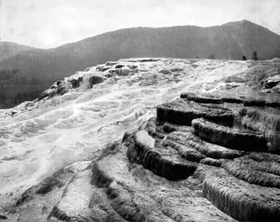 Mammoth Hot Springs, Yellowstone National Park, Verenigde Staten, 1893.