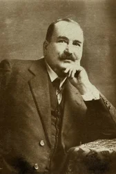 Portret van Louis Bertrand (foto)