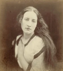 „De echo“, Hattie Campbell