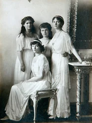 De vier dochters van tsaar Nicolaas II van Rusland, jaren 1910