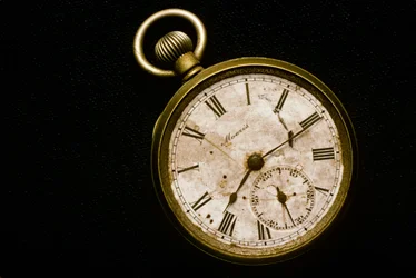 Horloge gestopt door explosie van de Hiroshima A-bom