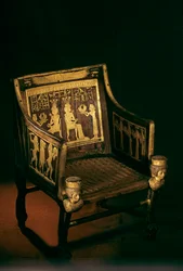 Stoel van Prinses Sitamun, "dochter van Amun" (ca. 1370 v.Chr. - onbekend) was een oude Egyptische prinses, 2009 (foto)