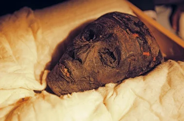 Mummiehoofd en gezicht van Koning Toetanchamon
