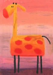 Schattige giraffe bij zonsondergang