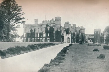 Eridge, het huis van de Hooggeachte Markies van Abergavenny, ca. 1907