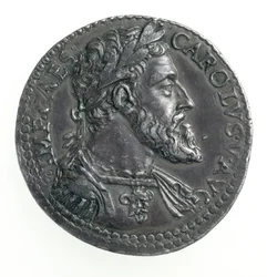Testone van Karel V (1500-58) Hertog van Milaan, gegraveerd door Dye, 1535-56 (voorzijde) (zilver)