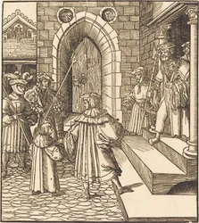 Drie mannen en een jongen in de binnenplaats van een kasteel, rechts drie mannen op een trap
