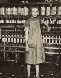 Addie Card, 12 jaar oud. Spinster in een katoenfabriek, North Pownal, Vermont, 1910.