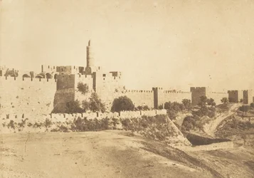 Château de David Daoud Kalessy en muren van Jeruzalem