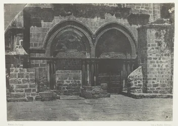 Jeruzalem, lagere arcades van de kerk van het Heilig Graf; Palestina