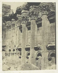Tempel van Jupiter in Baalbeck Heliopolis, Interieur van de Naos, Syrië