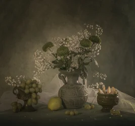 Sombere bloemstilleven